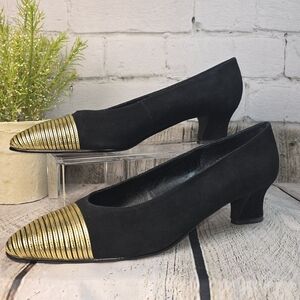 J. RENEE BLACK PUMPS WITH GOLD TOE ACCENT SMALL HEEL WOMENS SIZE 11 EUC